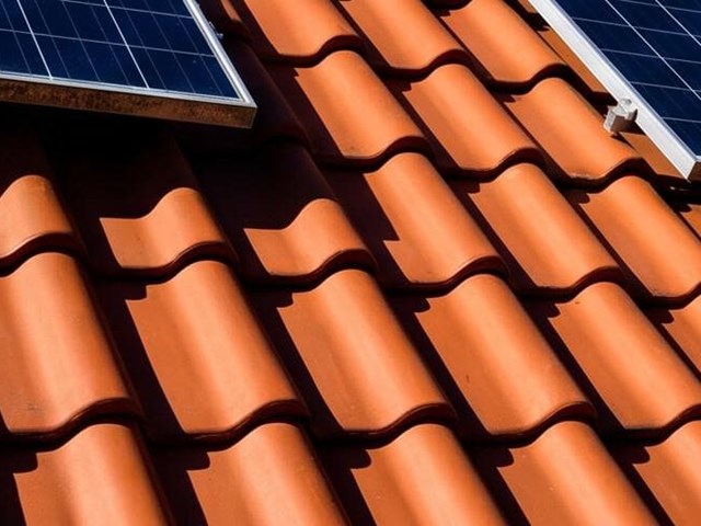 ¿Cómo saber si su tejado necesita más ventilación?