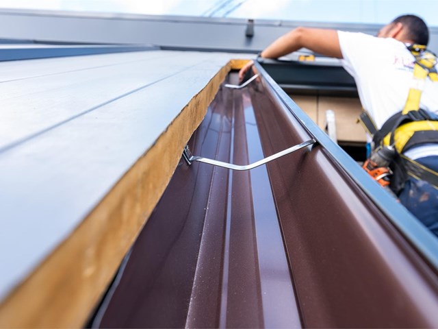 ¿Cuáles son las principales características de las cubiertas planas?