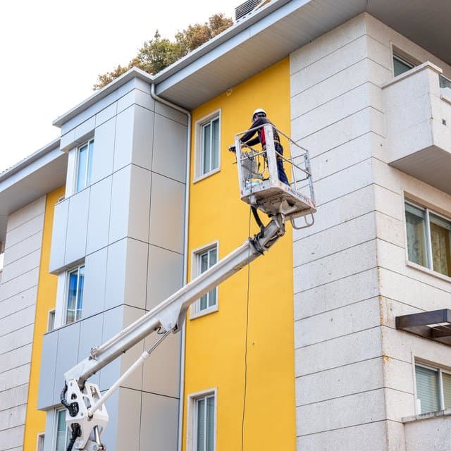 Instalación, limpieza y rehabilitación de fachadas en Pontevedra