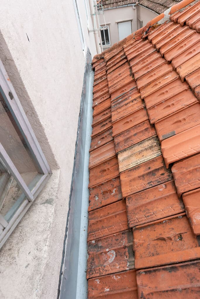 Reparación de canalones interiores en Pontevedra