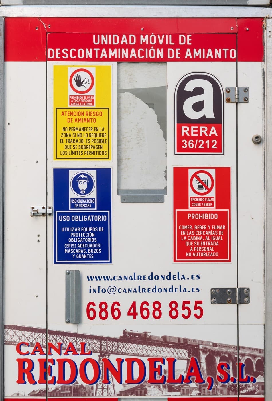Trabajos de retirada de amianto en Redondela