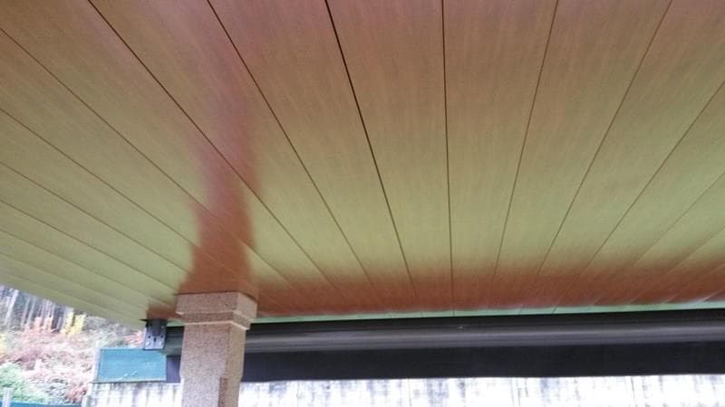 ¿Por qué instalar un falso techo en mi negocio? 