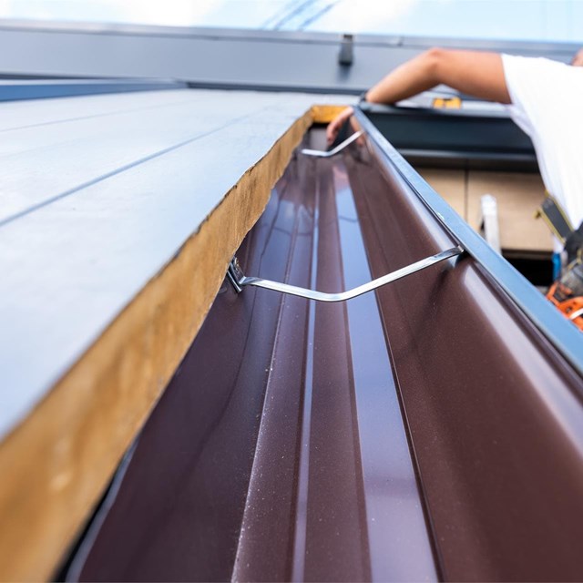 Reparación e instalación de canalones en Pontevedra